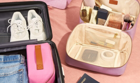 Travel Packing Checklist (Smart Packing Tips)